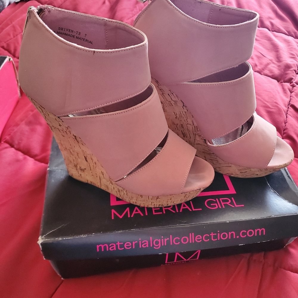 Rose pink wedges